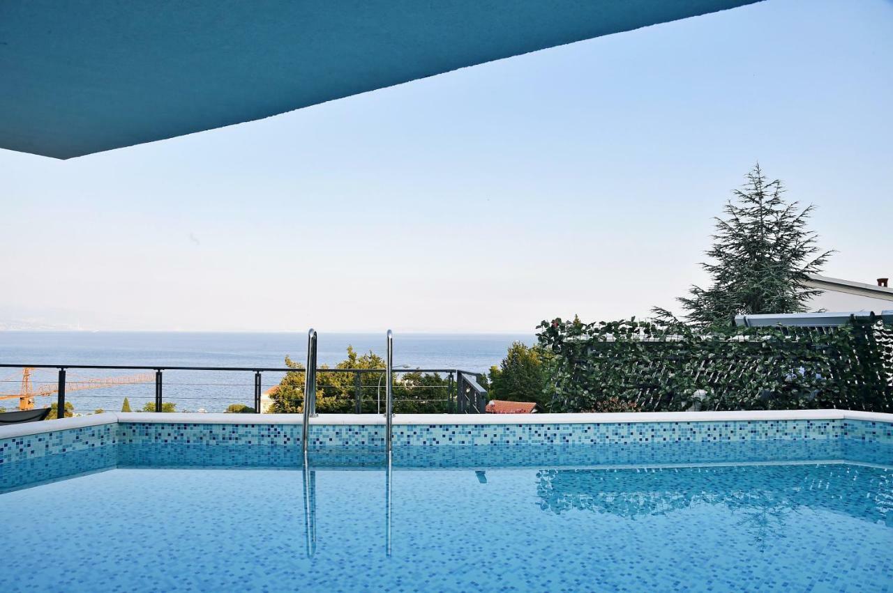 Apartments In Villa Ziza, Rooftop Swimming Pool Опатия Экстерьер фото