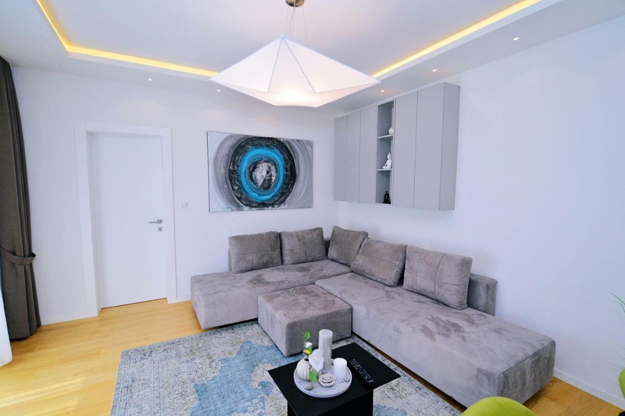 Apartments In Villa Ziza, Rooftop Swimming Pool Опатия Экстерьер фото